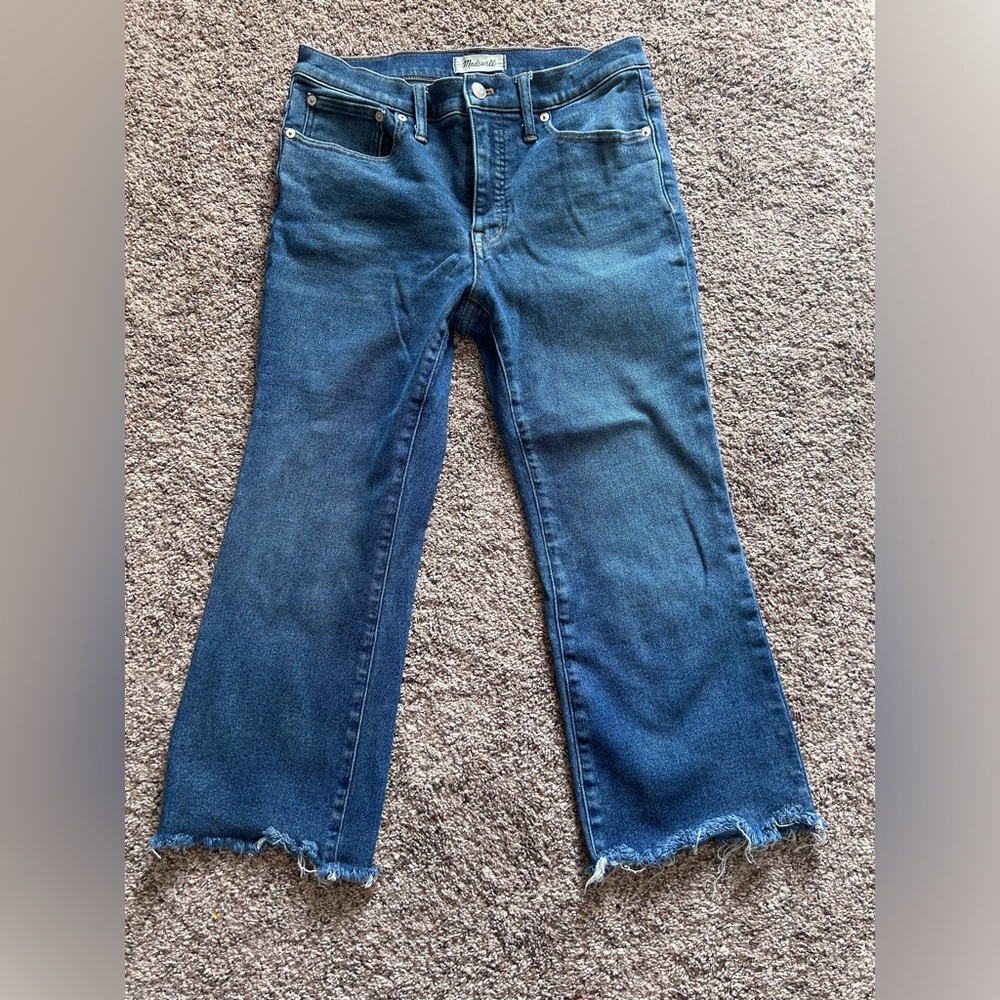 Madewell Petite Cali Demi Crop jean. 30P.